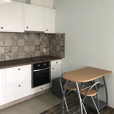 Apartment 83 Ulitsa 